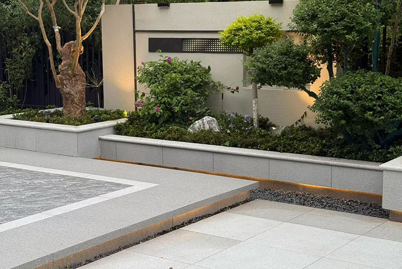 庭院施工中水电和排水应该先做哪一步？专业施工顺序详解与避坑指南
